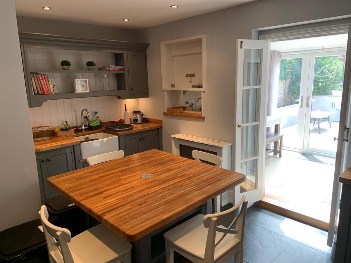 Charming 3-Bed Cottage In Swanage Exteriör bild